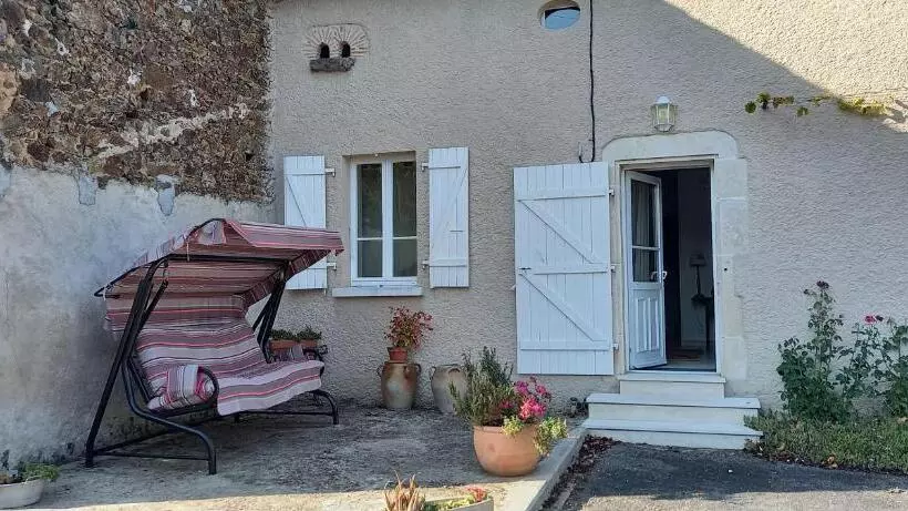 ベッドアンドブレックファースト La Mésange Bleue