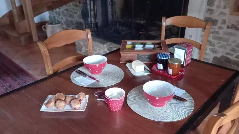 ベッドアンドブレックファースト La Mésange Bleue