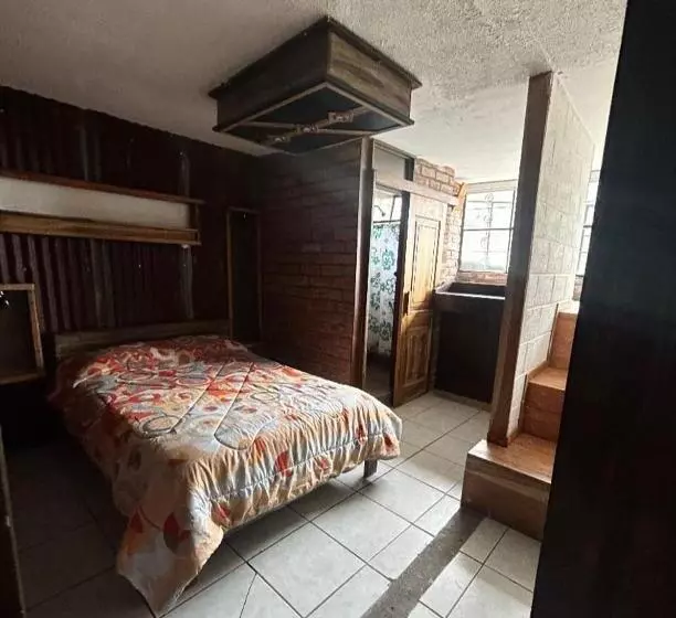 Aamiaismajoitus (B&B) Pineal Hampi Huasi