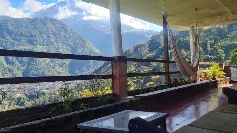 Aamiaismajoitus (B&B) Pineal Hampi Huasi