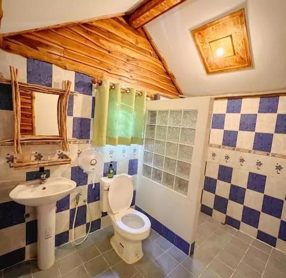 Hotelli เนริสารีสอร์ท เขาค้อ