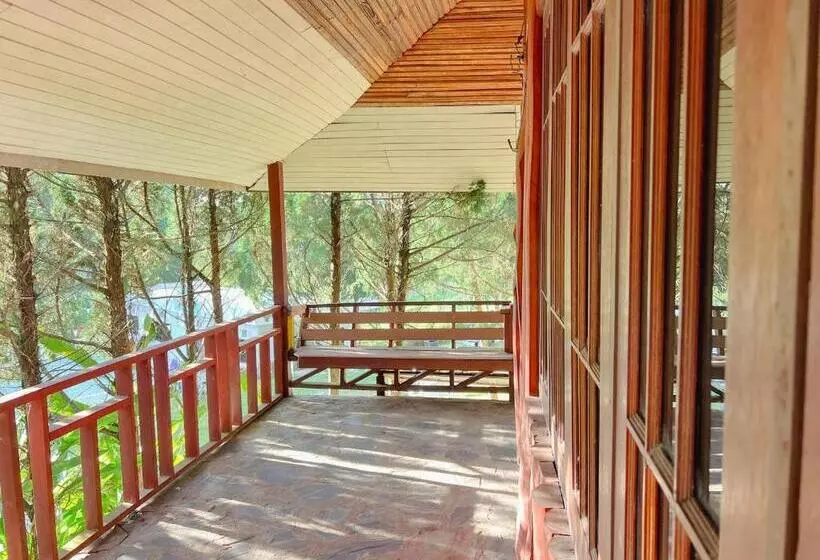 Hotelli เนริสารีสอร์ท เขาค้อ