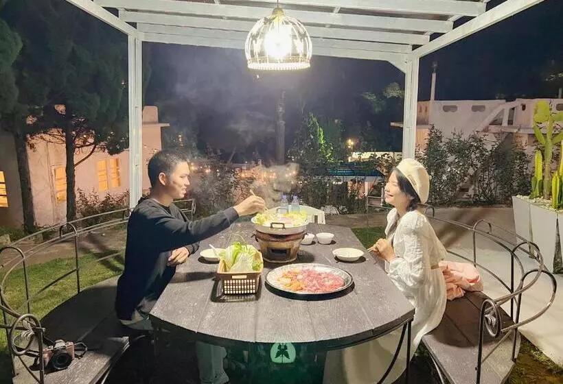 Hotelli เนริสารีสอร์ท เขาค้อ