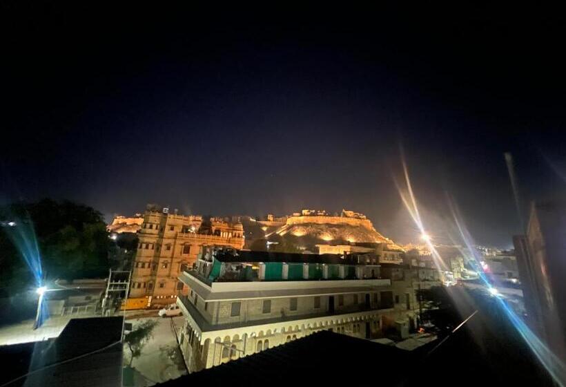 Otel Dara & Camel Safari