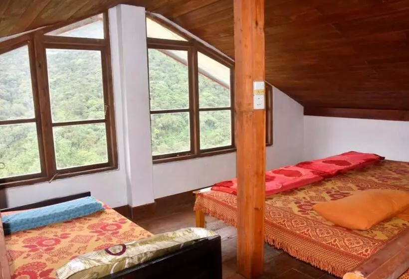 Hotelli Forest View Villa