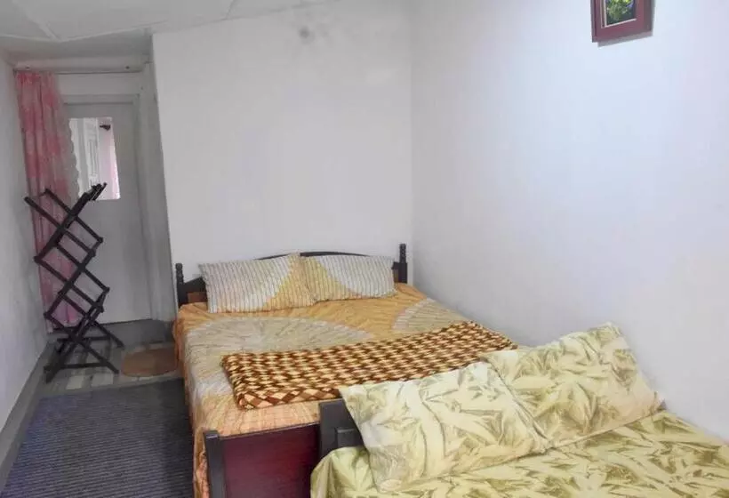 Hotelli Forest View Villa