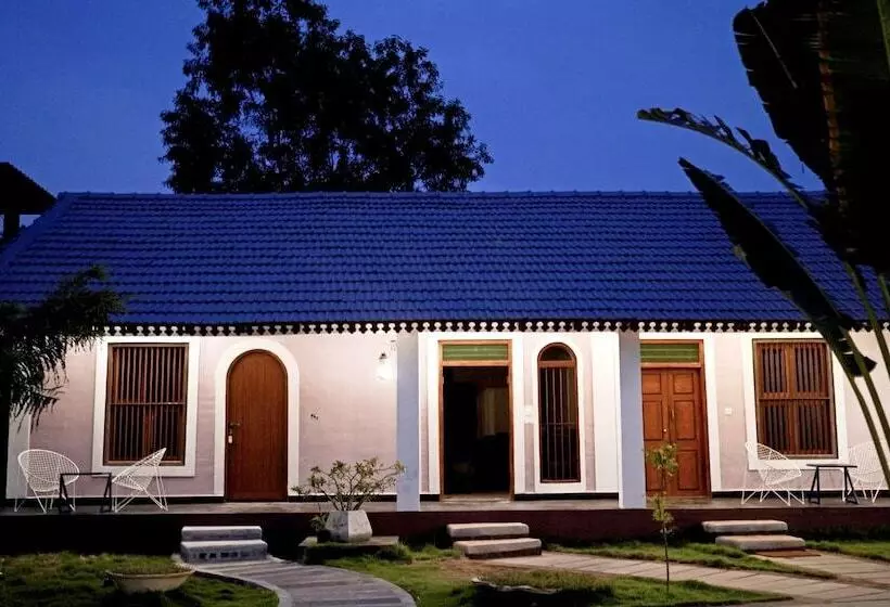 Hotelli Lahe By Loka