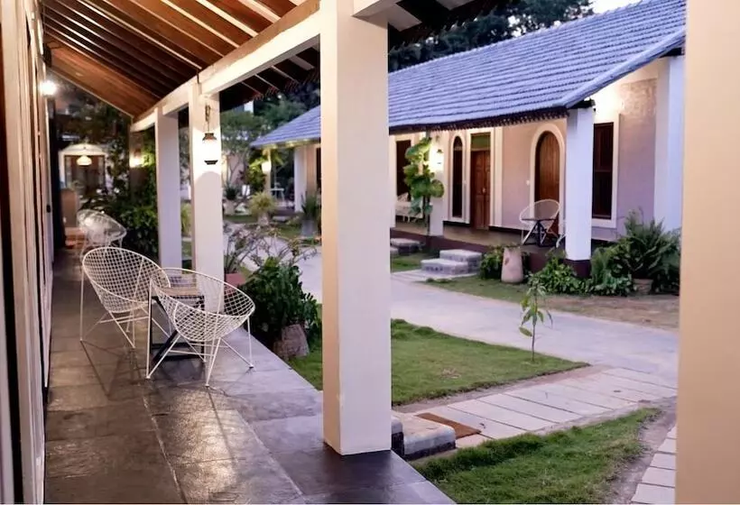 Hotelli Lahe By Loka