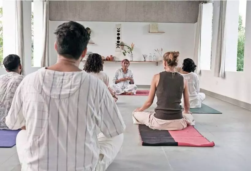 Hotelli Lahe By Loka