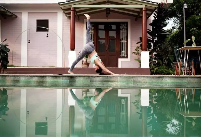 Hotelli Lahe By Loka