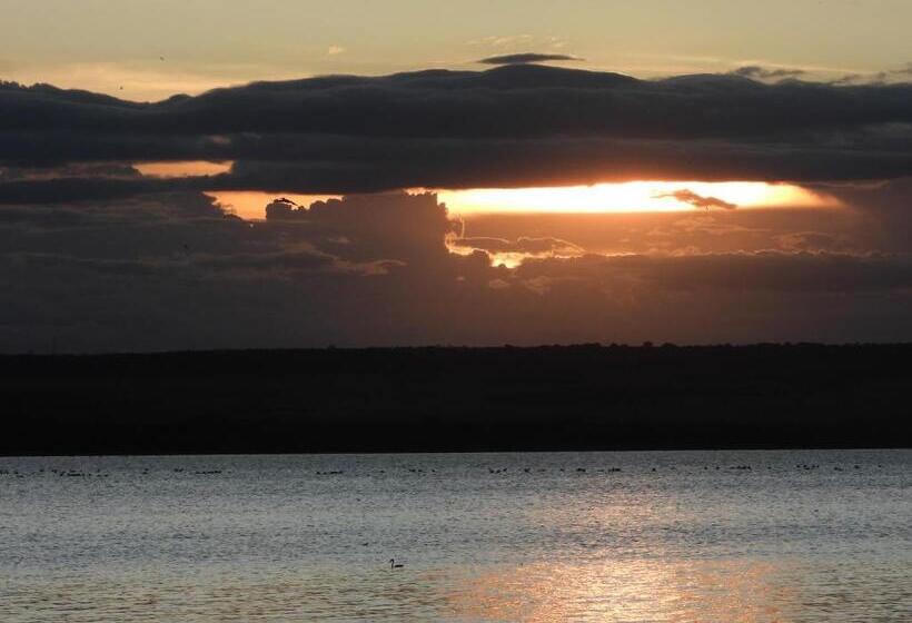 هتل Lake Elementaita Sirville Lodge