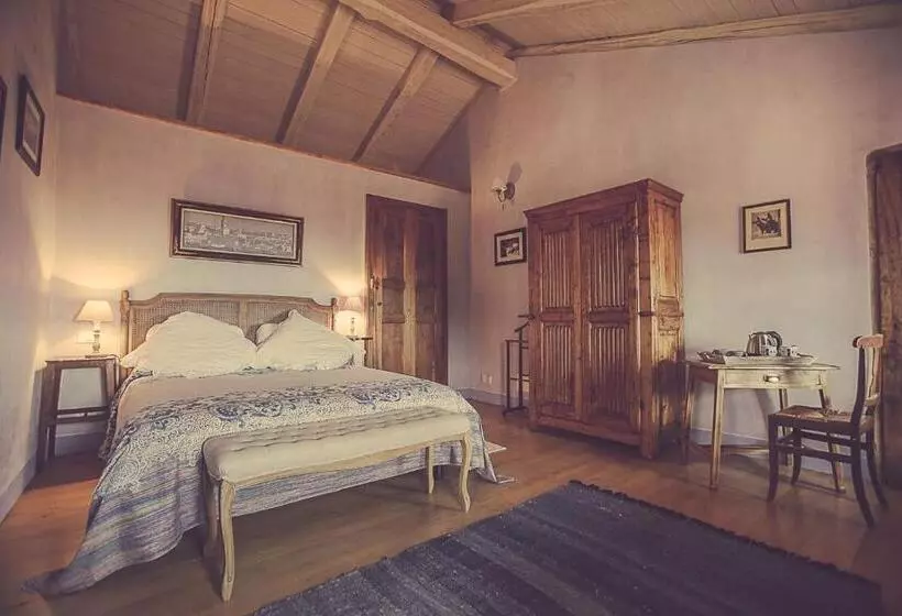 Hotelli Relais Di Charme Frazione Chiavolino