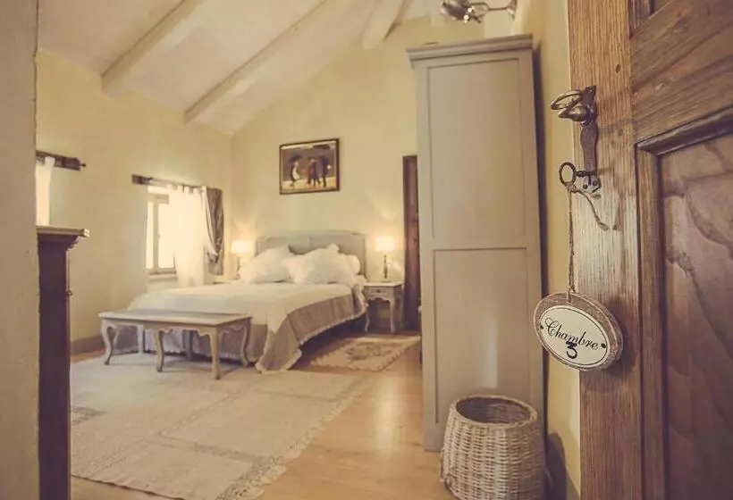 Hotelli Relais Di Charme Frazione Chiavolino