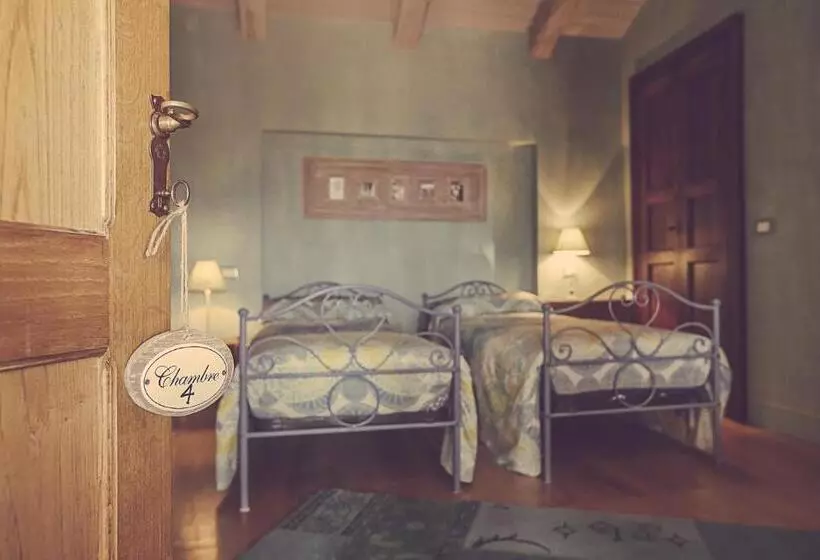 Hotelli Relais Di Charme Frazione Chiavolino