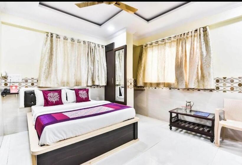 Hotel Shree Sai Lodge