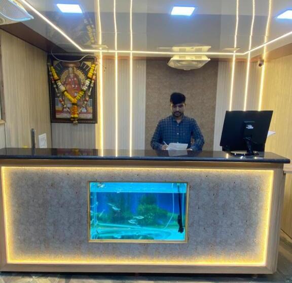 Hotel Shree Sai Lodge