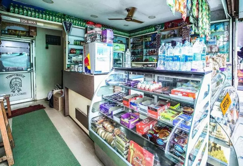 ホテル Spot On Shree Purohit Lodge