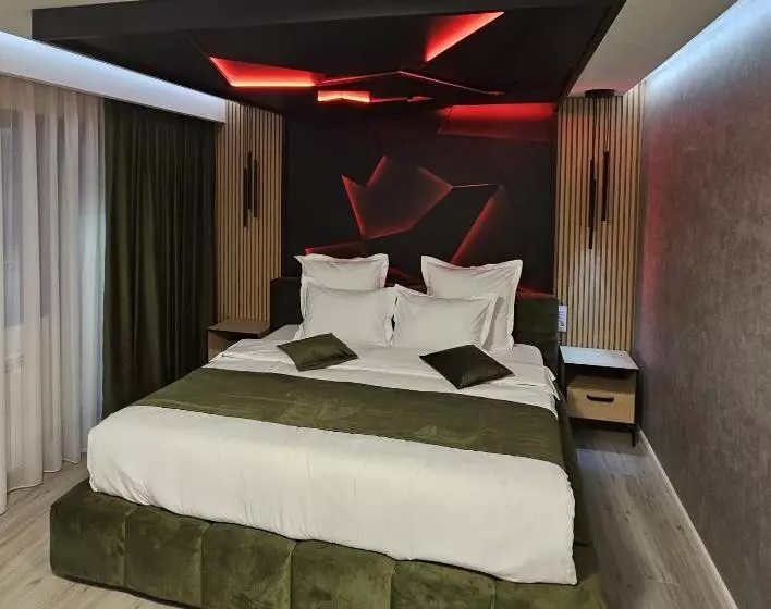 Monarc Boutique Aparthotel   Self Check In