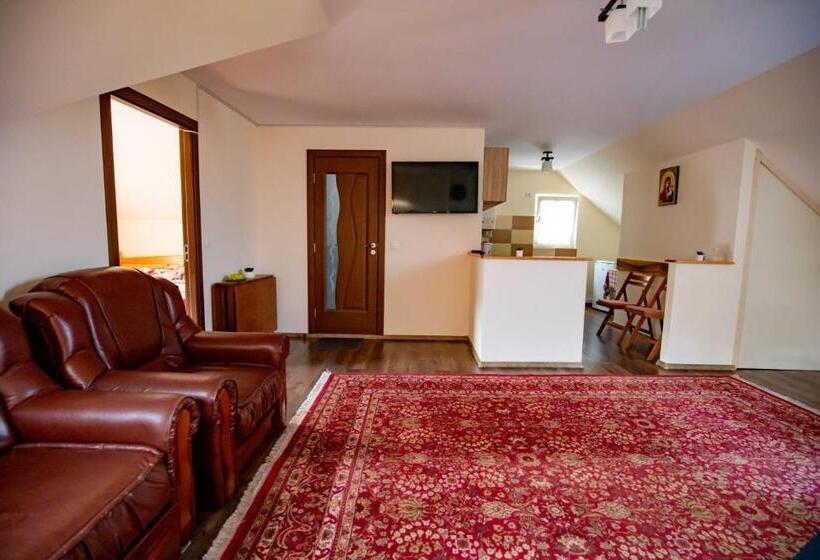 پانسیون Casa Lumi