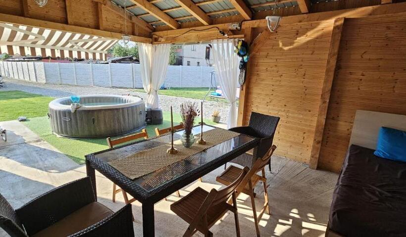 Пансион Cazare Summer