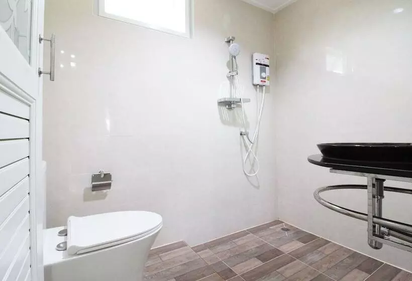ペンション Room In Guest Room   Baan Khunphiphit Homestay No2322
