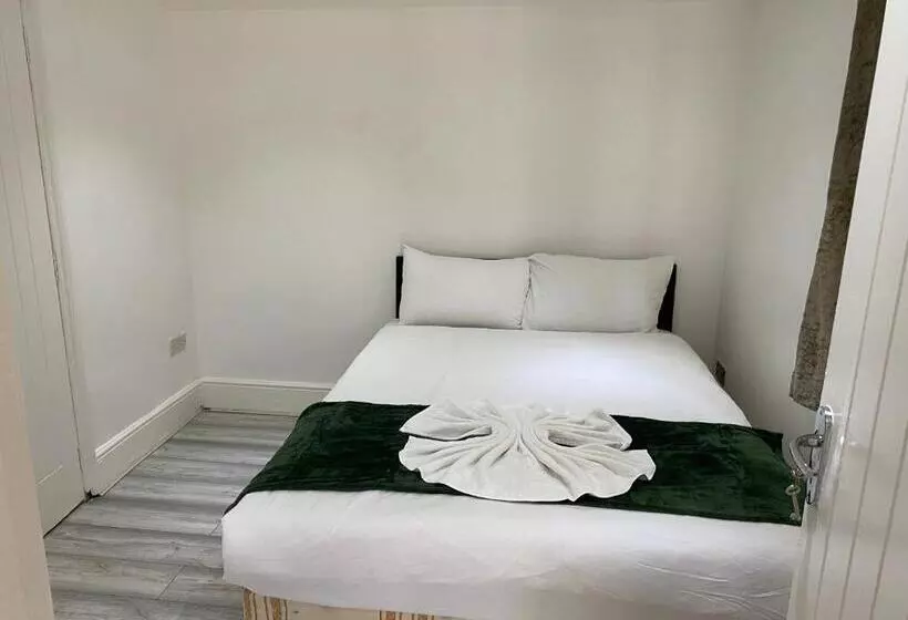 ペンション W3 Guest House