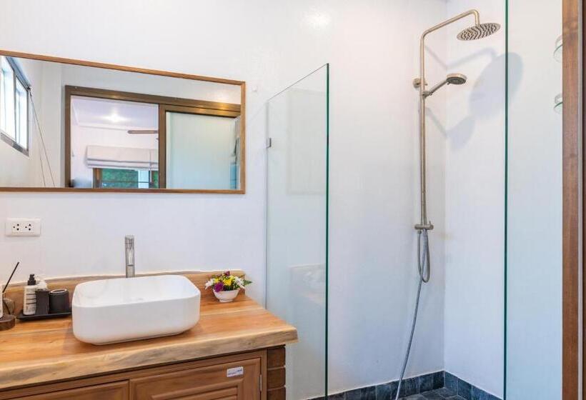 펜션 Villa Stella 16 Santi Thani Maenam