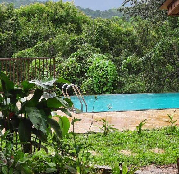 リゾートホテル Villa Wodeyarmutt By The River