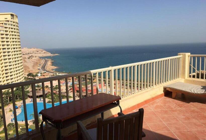 بنت هاوس ببورتو السخنة