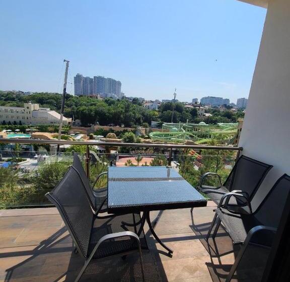 апартаменты в аркадии Arcadia Sky Apartments