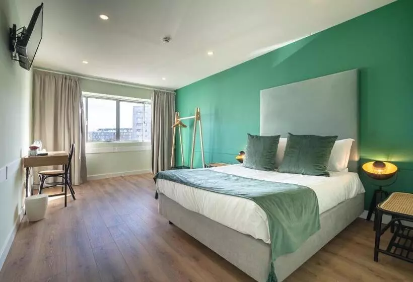 هاستل D ávila Peixinho 180