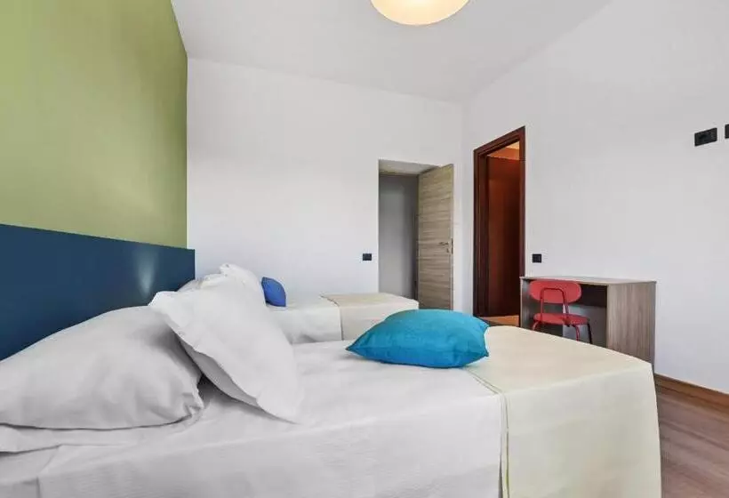 هاستل Easy Stay Terni