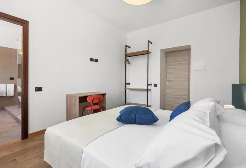 هاستل Easy Stay Terni