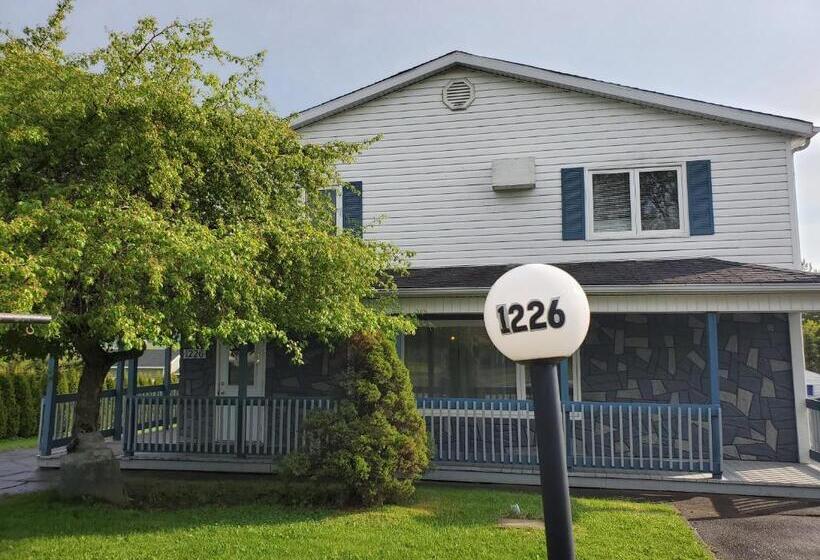 تختخواب و صبحانه Le1226 Apartment