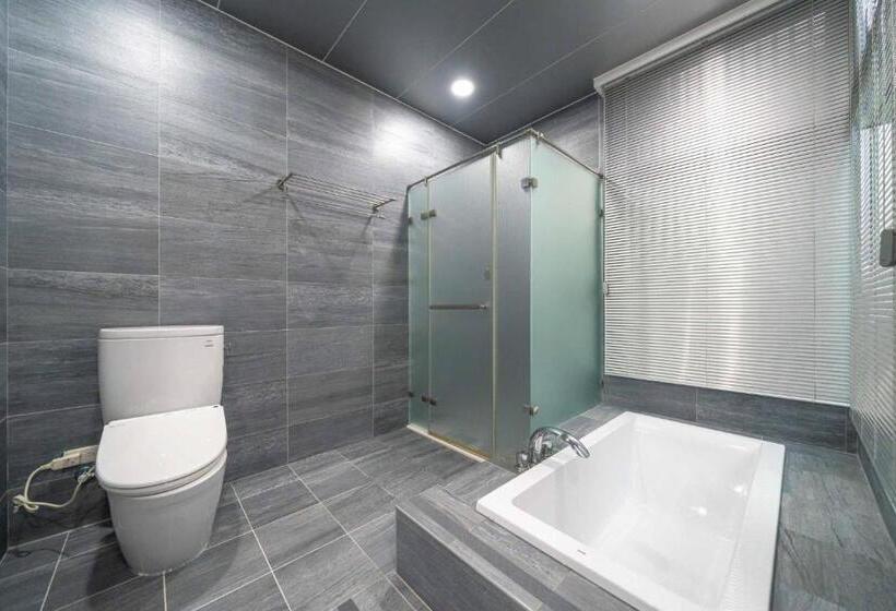 Bed and Breakfast Luodong Warm House