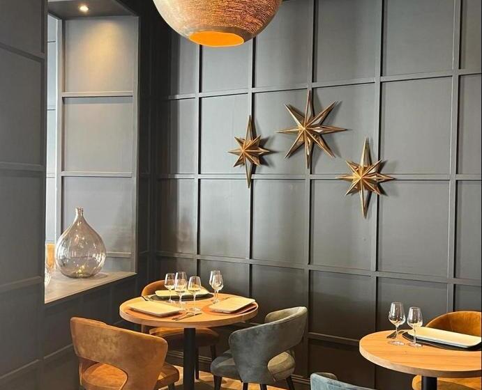 هتل Le Vieux Cèdre Grand Place