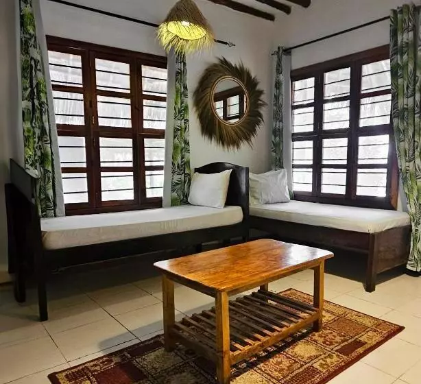 هتل Mango Beach Villas