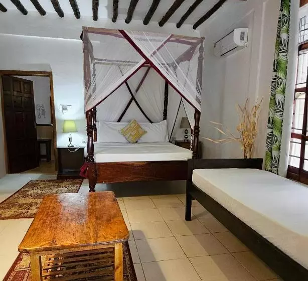 هتل Mango Beach Villas