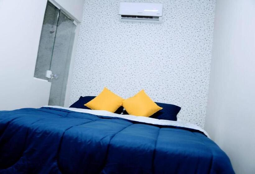 هتل Hostel Mãe Rainha