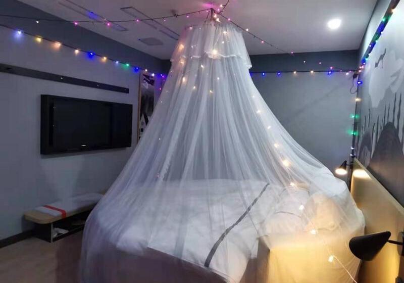 ホテル Thank Inn Plus Korla Saybag Market