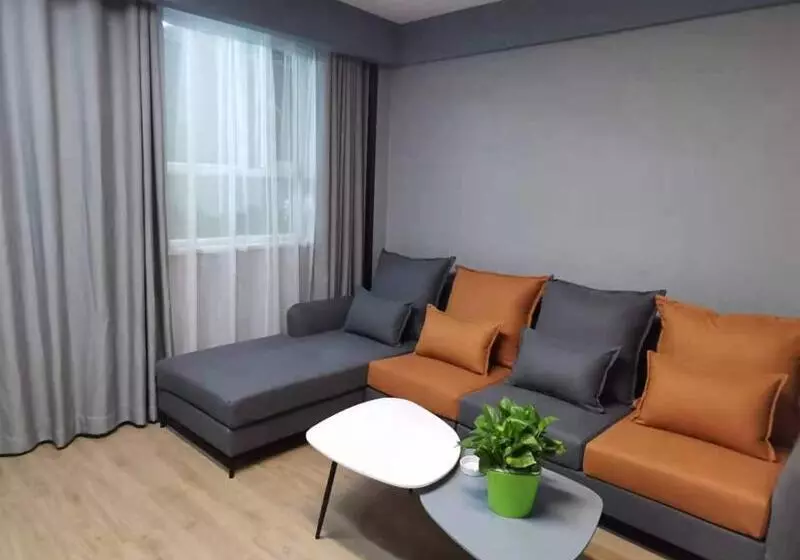 Hotelli Thank Inn Plus Korla Saybag Market