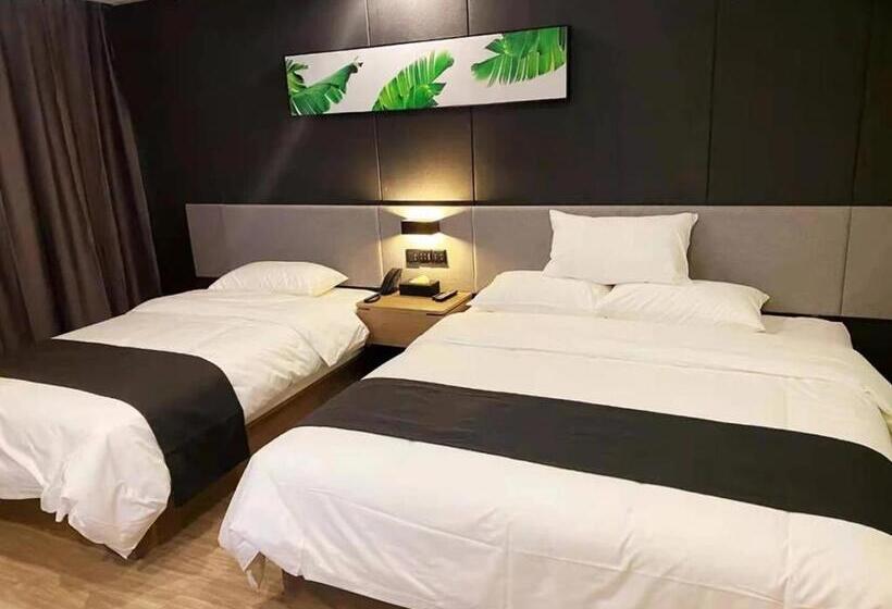 Отель Thank Inn Plus Yinchuan Dayue City