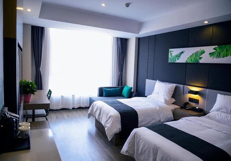 Отель Thank Inn Plus Yinchuan Dayue City