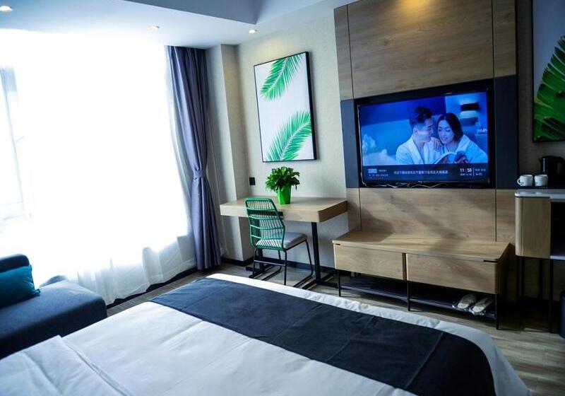 Отель Thank Inn Plus Yinchuan Dayue City