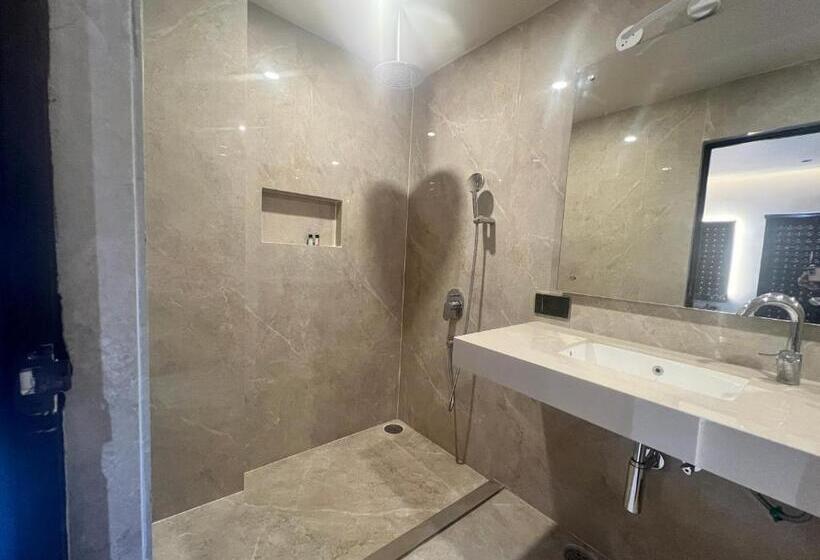 בית מלון כפרי The Q