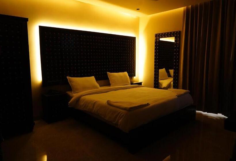 בית מלון כפרי The Q