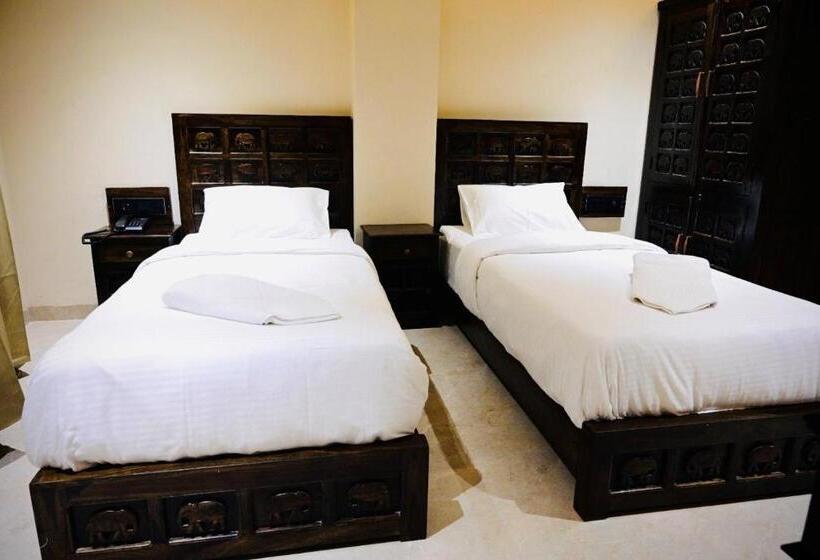 בית מלון כפרי The Q