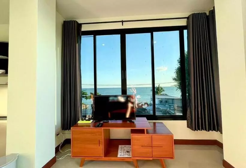 ホテル Triple O Phala Beach