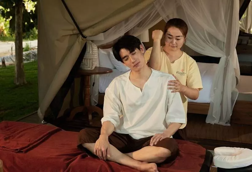 Hotelli Visama Mae Chan