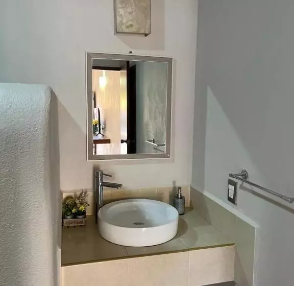 Natura Hotel & Villas